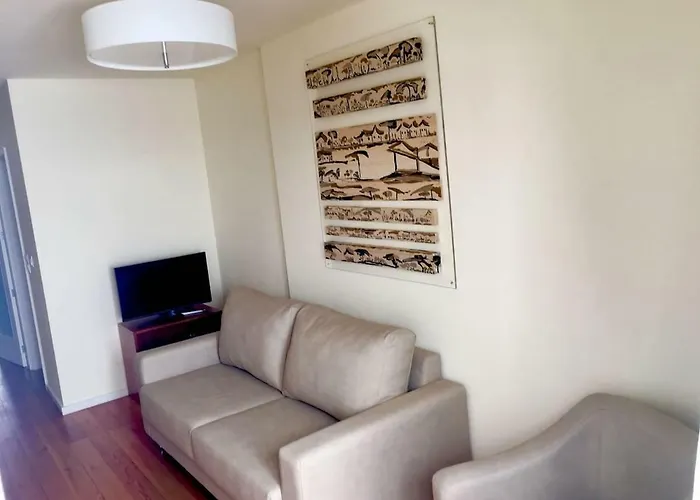 Exquisit Flat Left *