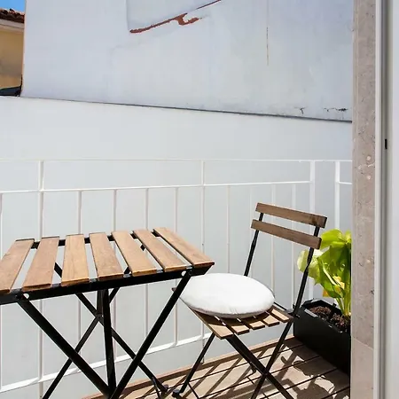 Exquisit Flat Left *